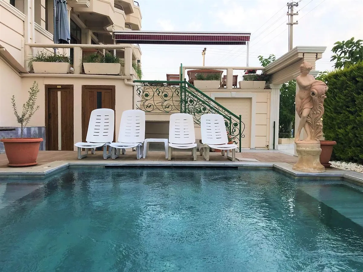 Lord Hotel Çeşme 3*,
